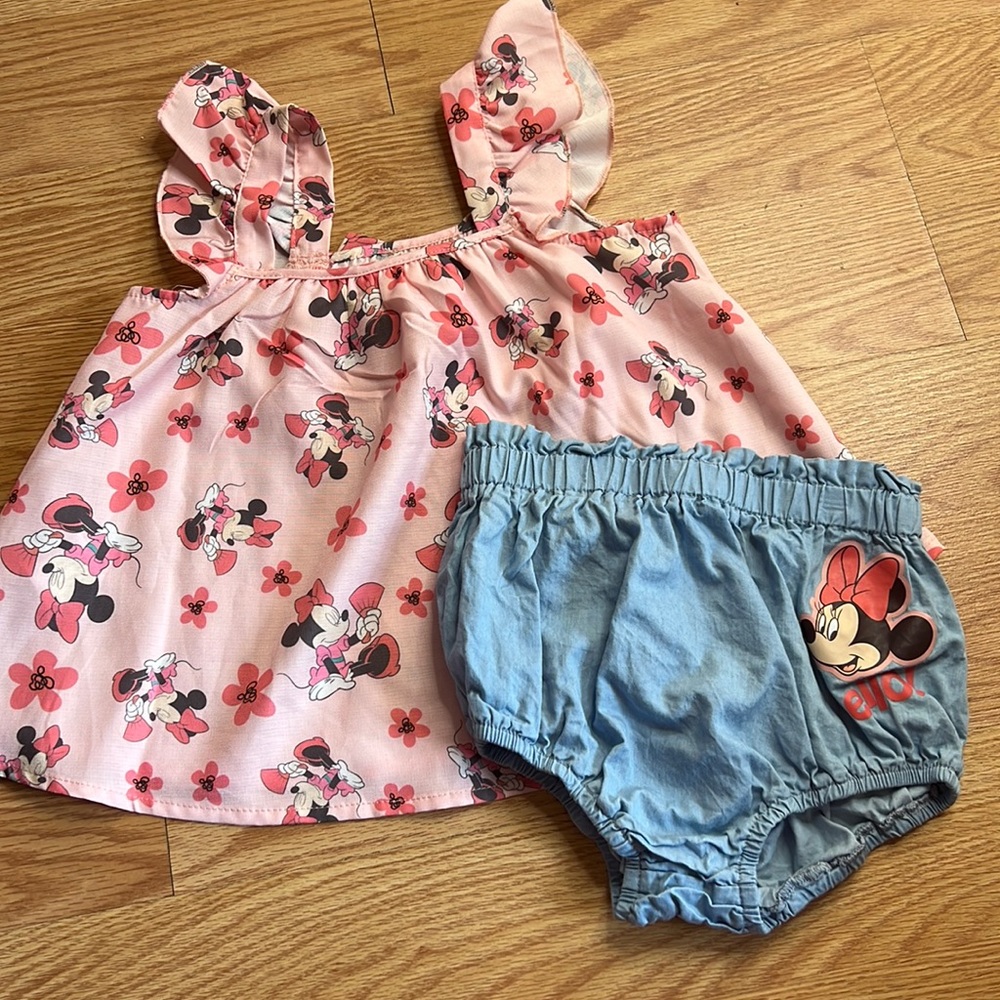 Minnie Mouse Outfit
